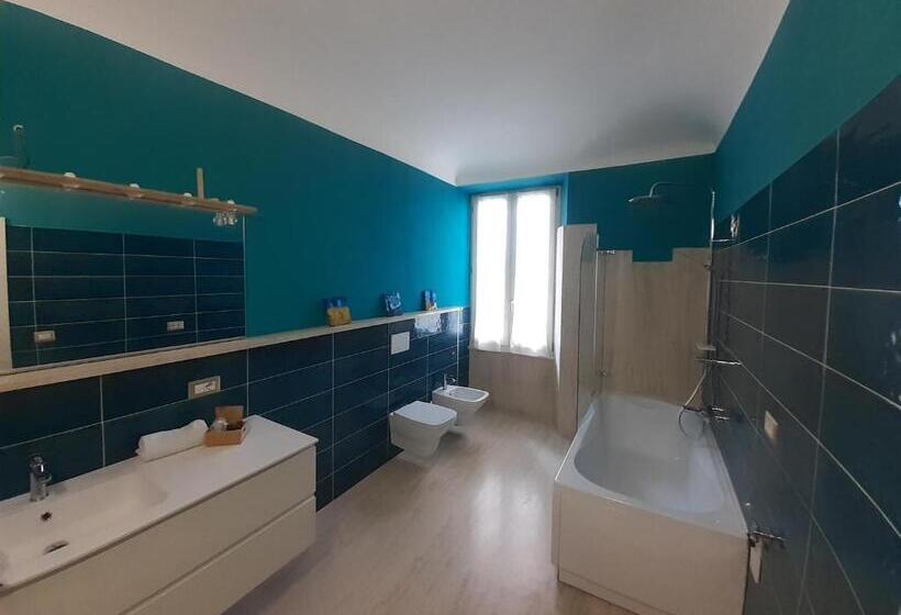 غرفة قياسية, Le Stanze Del Corso