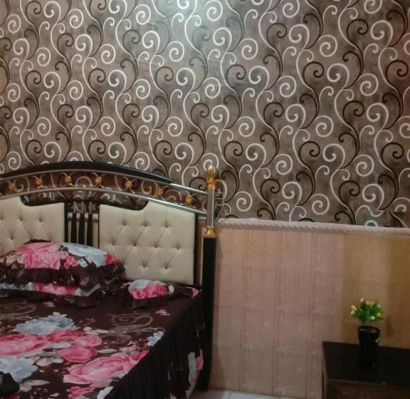 스탠다드 룸, Aaa, Sukapura Guesthouse, Bromo Mountain View Triple A Tour, 3 Levels, Sukapura, Probolinggo, Additi