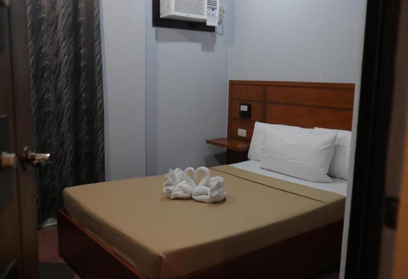 Pokój Standard, Cerca