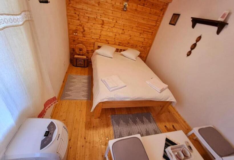 חדר אקונומי, Poiana Maramureseana