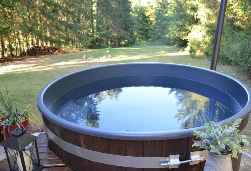 マウンテンビュースタンダードルーム, Chambre D Hôtes Jacuzzi L Envol Du Coquelicot