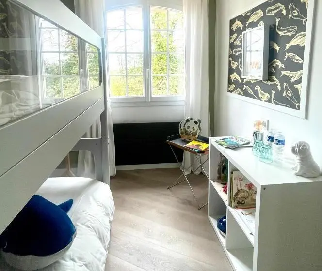 スイート（家族用）, Les 15 Chenes Chambres D Hôtes, Parc Arboré De 5000 M2 à 20km Du Puydufou Une Suite Familiale Et 3 C