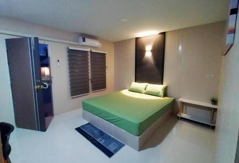 Номер Deluxe Кровать Кинг, ริมธารริเวอร์เพลส