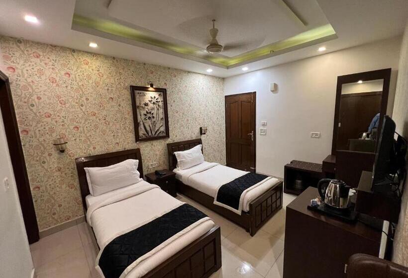 Quarto Estandar, Nikko Blue   Boutique