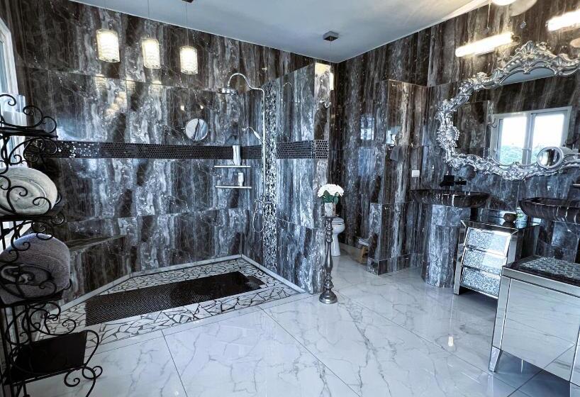 Deluxe Suite King Bed, Penthouse Luxury Suite With A 360 Ocean View, Balcony With Hot Tub