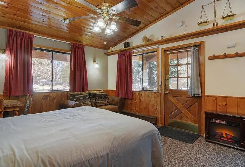 デラックススイート, Vista Court Cabins & Lodge