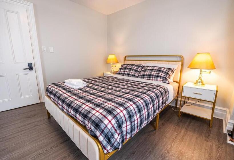 غرفة ديلوكس, Atlantic Pub &