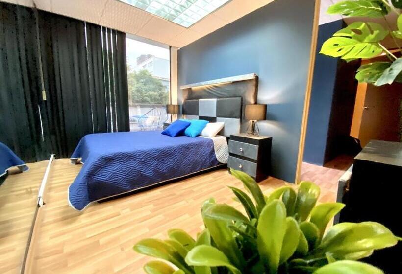 Quarto Superior, Roomies Hostel Cibeles