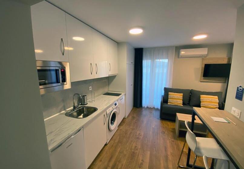 استودیو استاندارد با بالکن, Alda Palencia Catedral