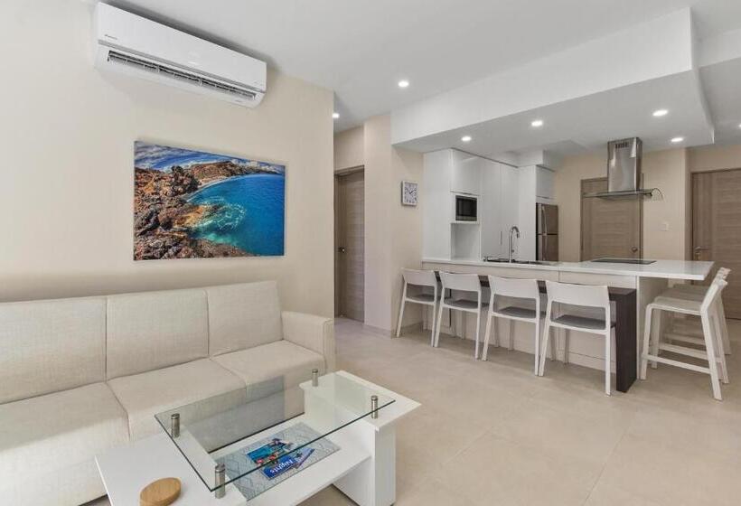 آپارتمان 1 خوابه با بالکن, Bocobay Aracari Condo