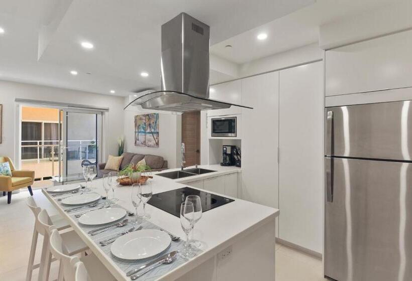 آپارتمان 1 خوابه با بالکن, Bocobay Aracari Condo