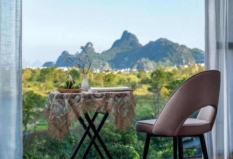 クイーンベッドのデラックスルーム, Guilin Village Creek Inn  Free Shuttle Bus To Train Railway Station Over 3 Nights One Way