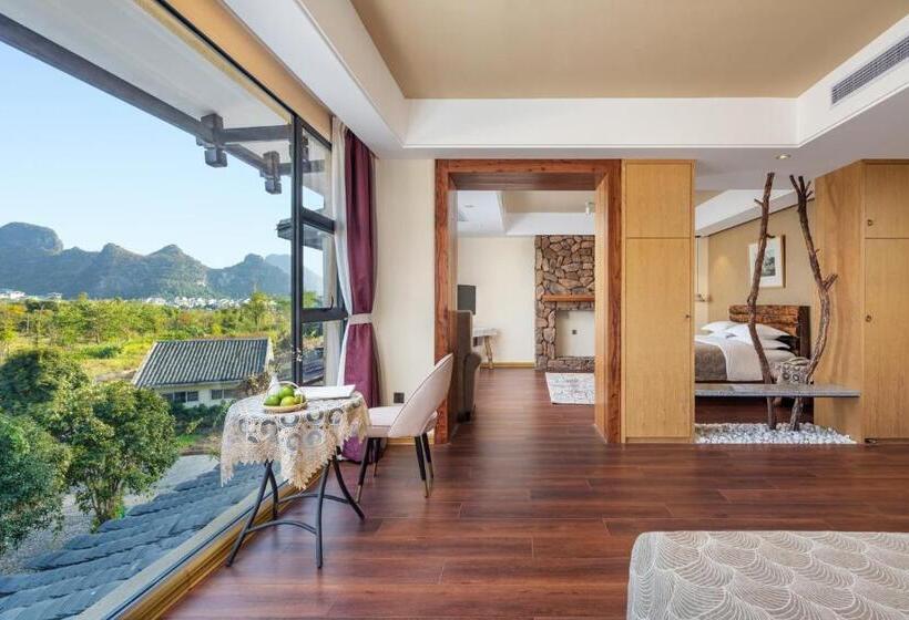 山景套房, Guilin Village Creek Inn  Free Shuttle Bus To Train Railway Station Over 3 Nights One Way