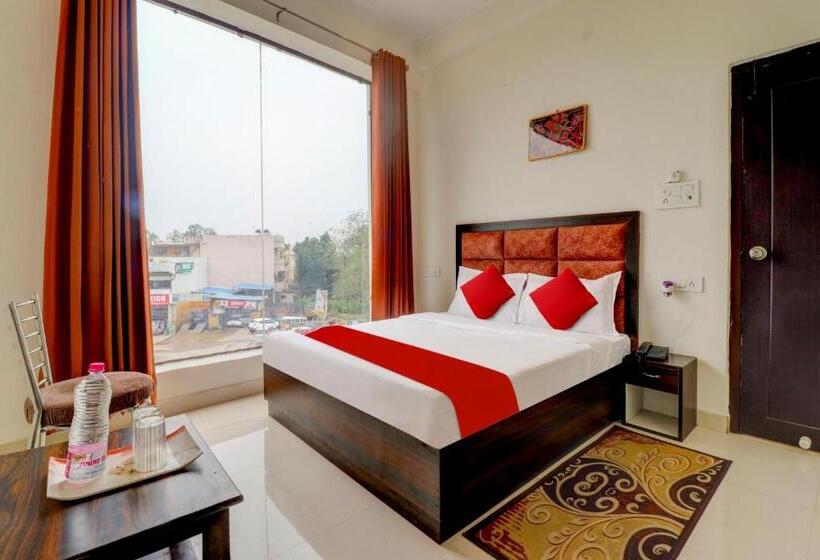 三人经典房间, Oyo Flagship R1 Home Stay