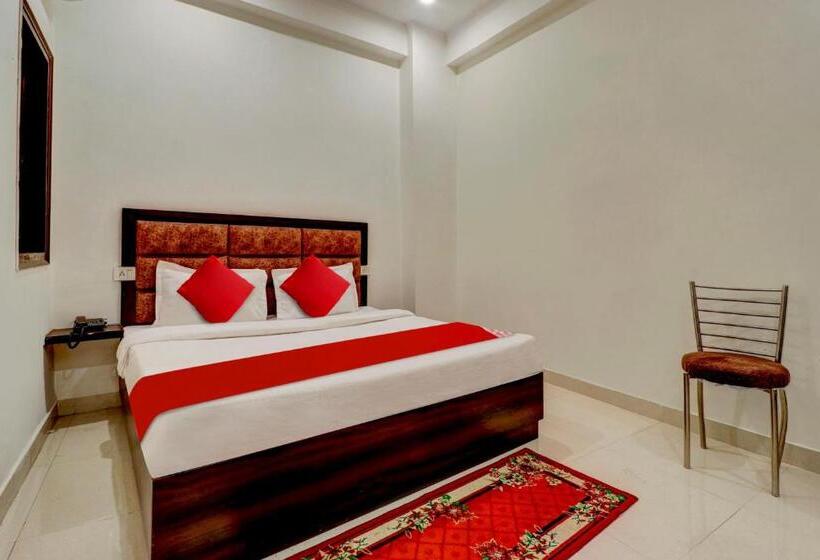 三人经典房间, Oyo Flagship R1 Home Stay