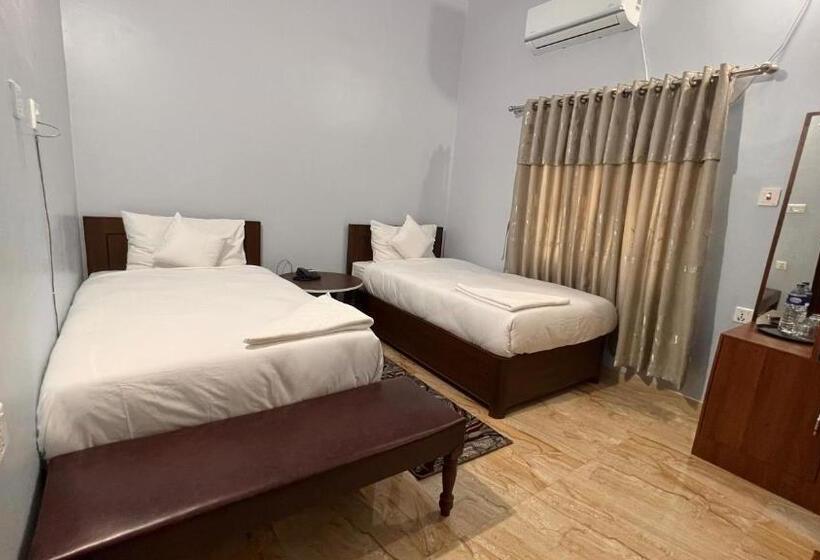 اتاق اکونومی, Province Five