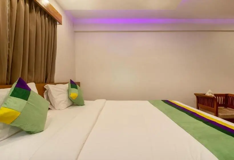 スタンダードルーム, Treebo Elite Plaza, 700 Mtrs From Madikeri Fort