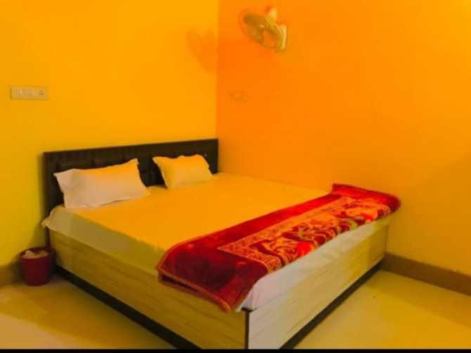 Трехместный Номер Классика, Oyo 81347 Amantran Hotel And Restaurant