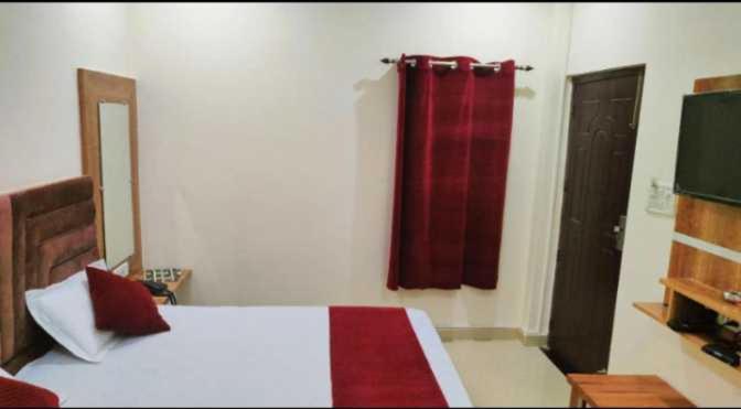 三人经典房间, Oyo 81347 Amantran Hotel And Restaurant