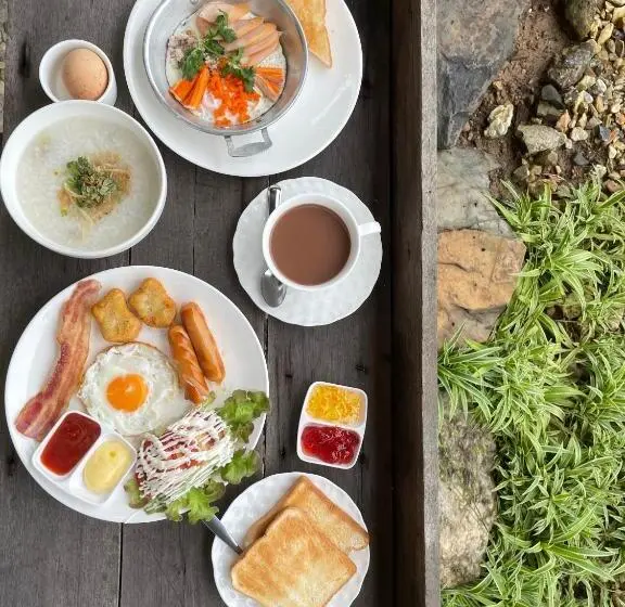 ガーデンビューのスタンダードバンガロー, Baanrimfai Homestay