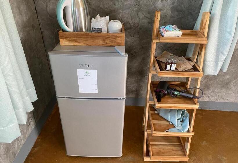 بنجلو قياسى مطلّ علي الحديقة, Baanrimfai Homestay