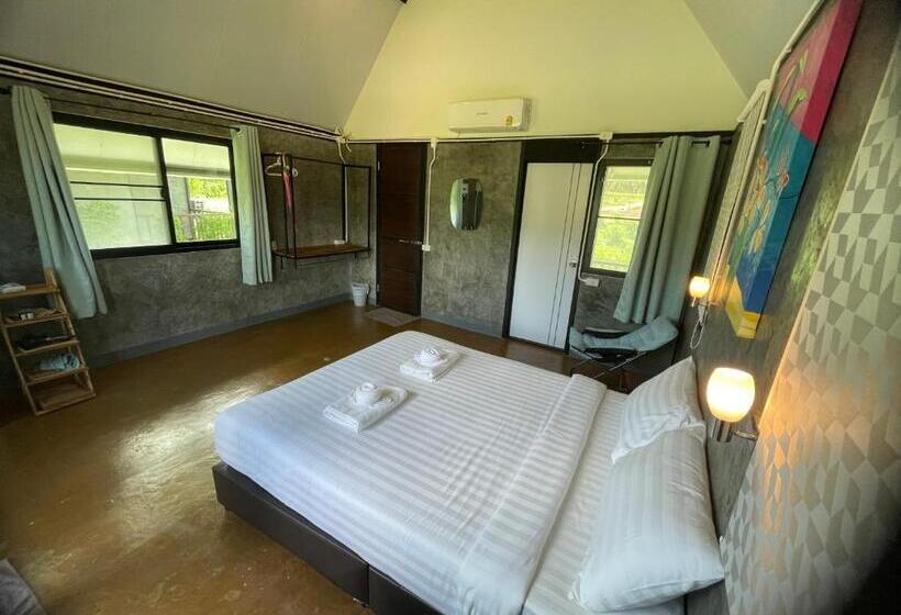 Бунгало Стандарт Вид на Сад, Baanrimfai Homestay