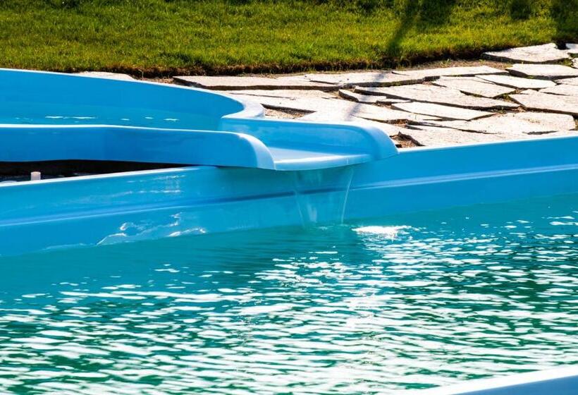 منزل 3 غرف نوم, етно комплекс поп грую бански