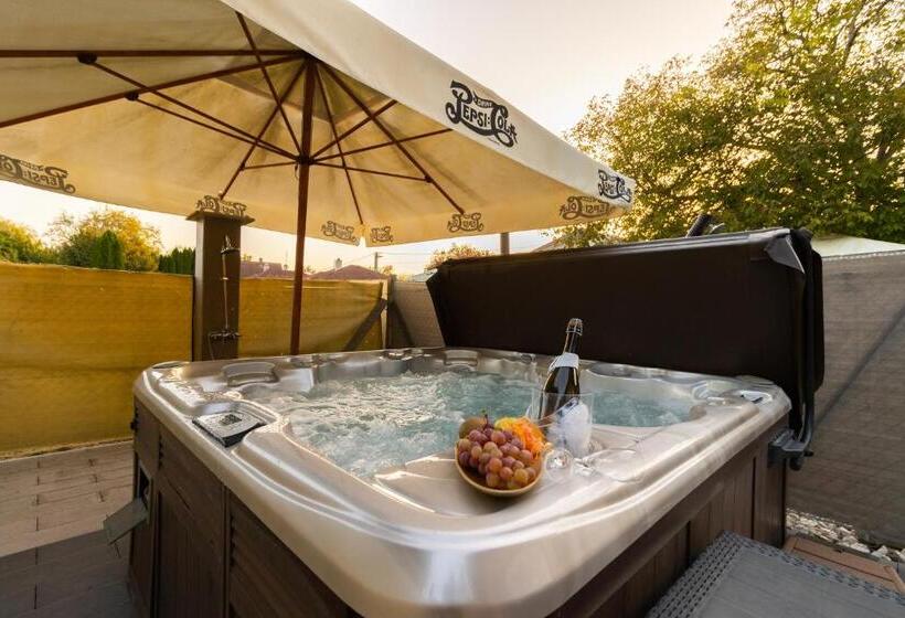 شقة غرفة نوم واحدة بالطابق الأرضى, Szelidi Apartmanok