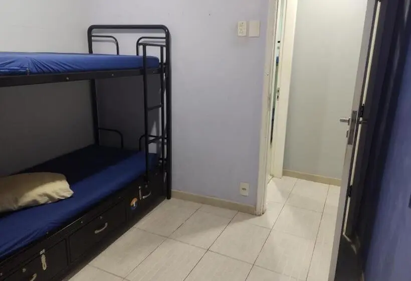 تختخواب در اتاق مشترک, Casa Da Glória Hostel