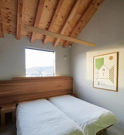 Economy-huone, Ishinomaki Home Base 石巻ホームベース