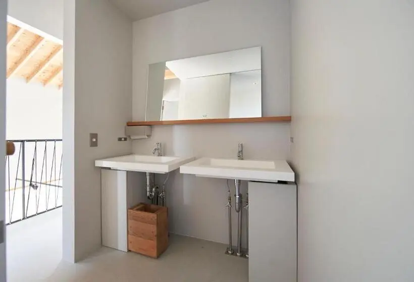 Standard-huone, Ishinomaki Home Base 石巻ホームベース