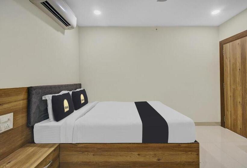 Трехместный Номер Классика, Collection O Hotel Swagath Pride