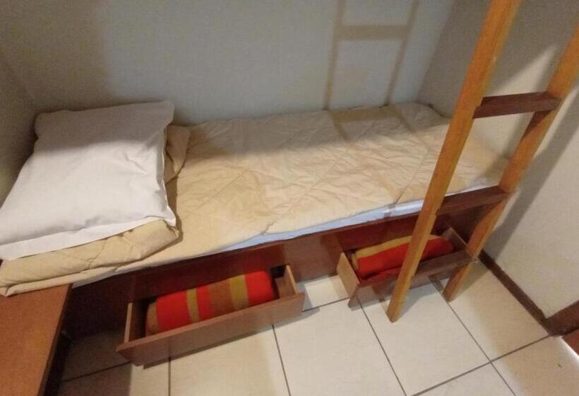 استودیو خانوادگی, Residencial Pousada Do Serrano