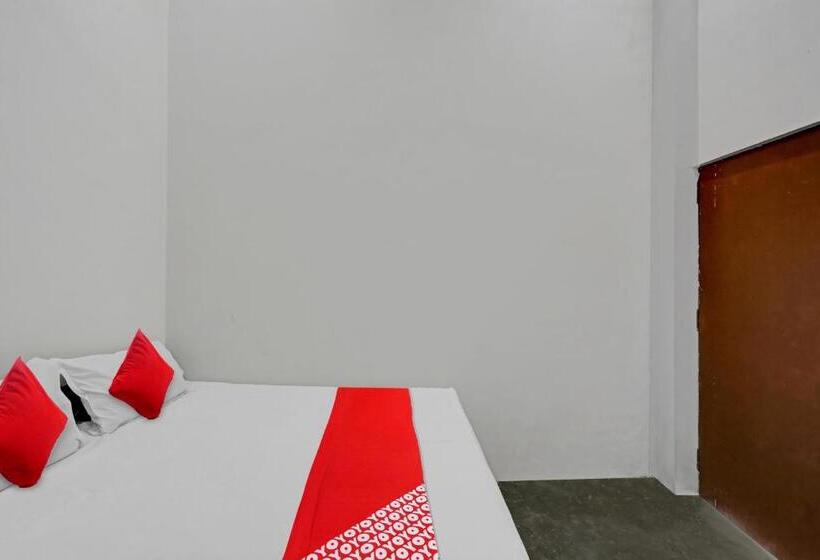 トリプルクラシックルーム, Spot On 81130 Happy Stay