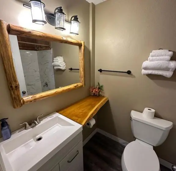 Standard-huone, Pinecrest Motel