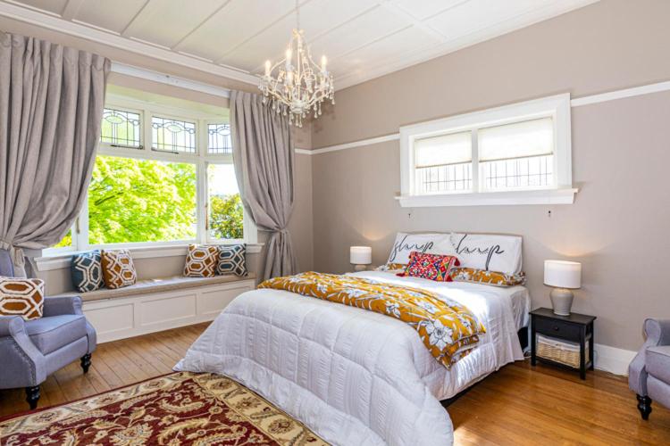 Номер Deluxe, The Whispering Sands