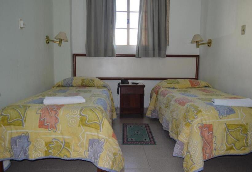 标准间, Brasil Pindamonhangaba