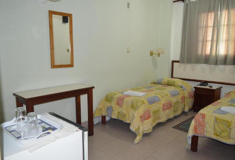 标准间, Brasil Pindamonhangaba