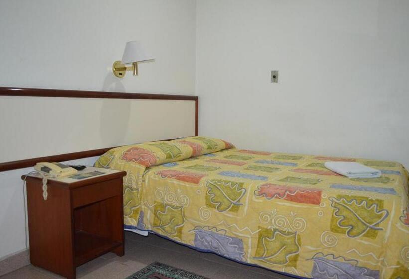 标准间, Brasil Pindamonhangaba