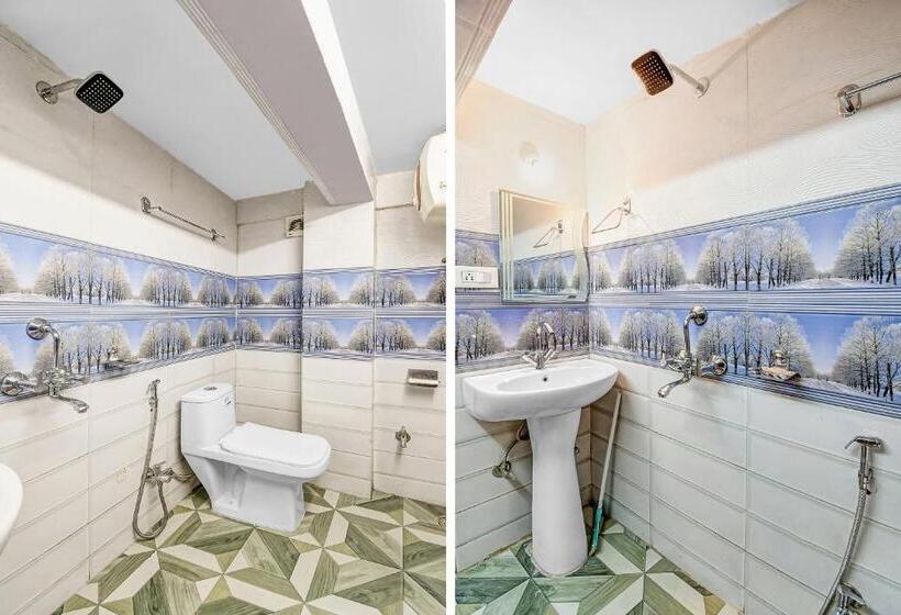 Номер Стандарт, Collection O Hotel Priyatam Nirwana