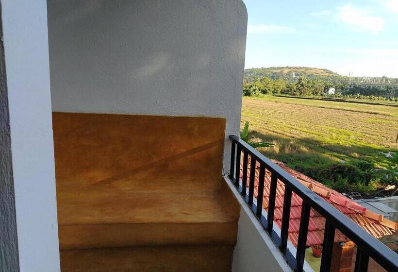 Camera Deluxe, Fantasy Resort Goa