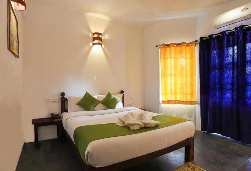 Camera Deluxe, Fantasy Resort Goa