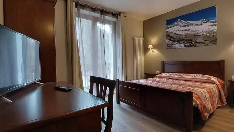 バルコニー付きスタンダードトリプルルーム, Locanda Della Luna