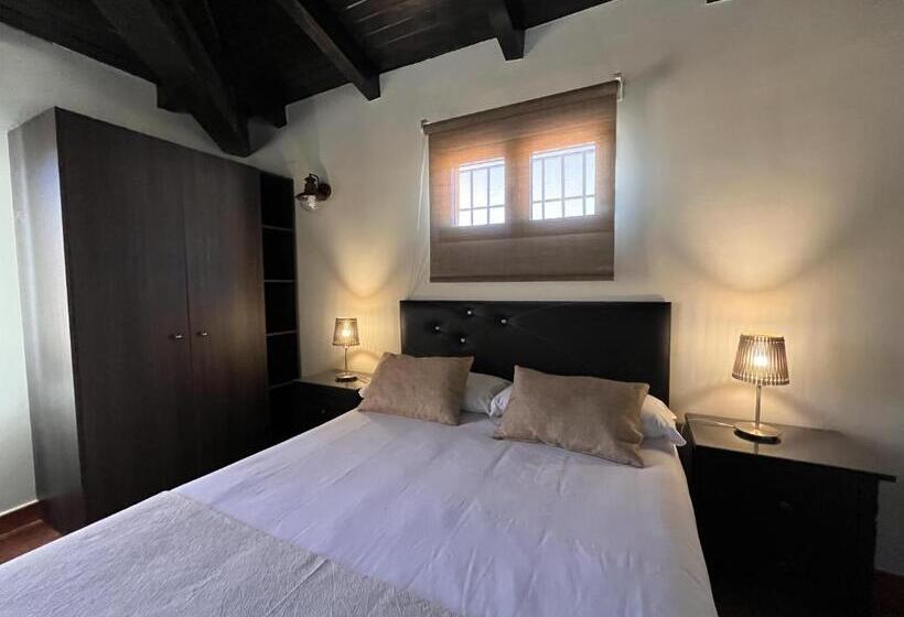 غرفة قياسية مزوَّدة بجاكوزي, Resort Hípico El Hinojal