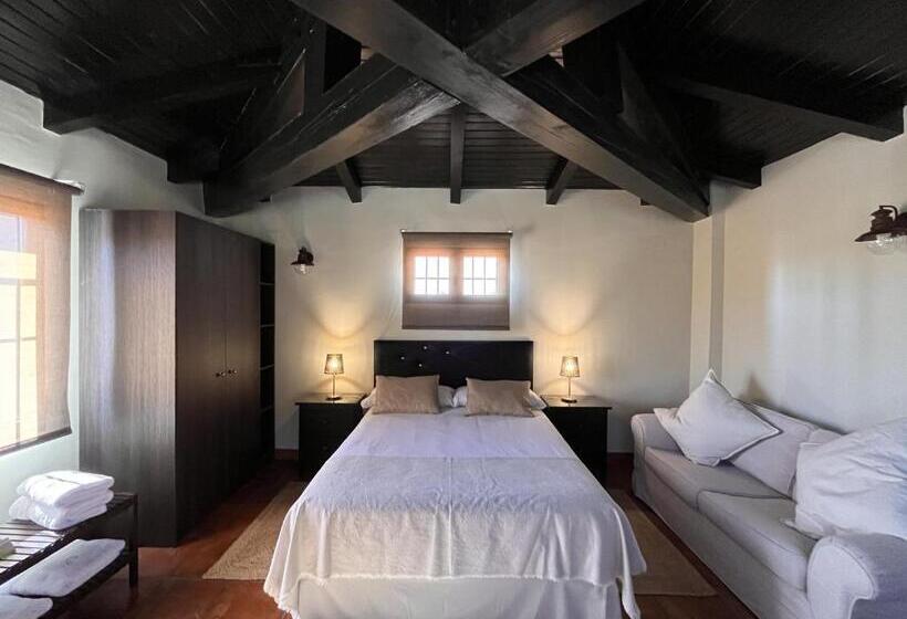 غرفة قياسية مزوَّدة بجاكوزي, Resort Hípico El Hinojal