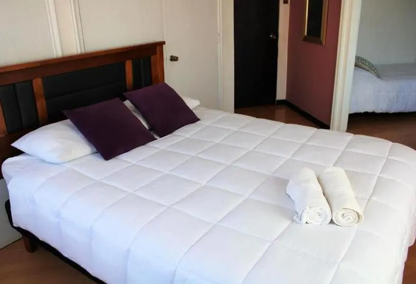 Perhehuone, Hostal Casa Lhotse