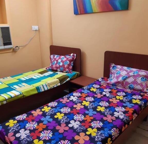 اتاق استاندارد, Shivyog Guesthouse