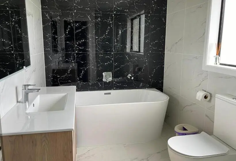 スタンダードルーム, Flat Bush Private Ensuite