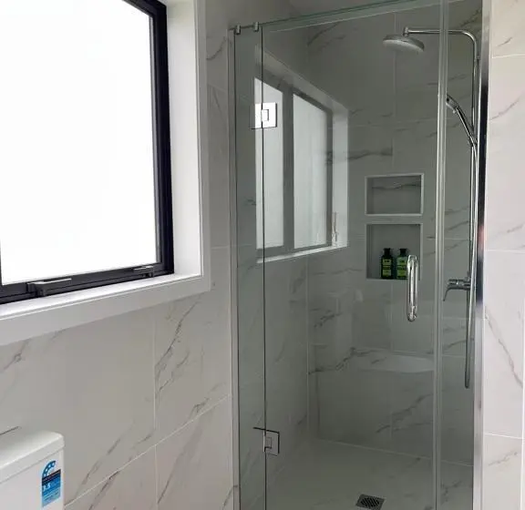 スタンダードルーム, Flat Bush Private Ensuite