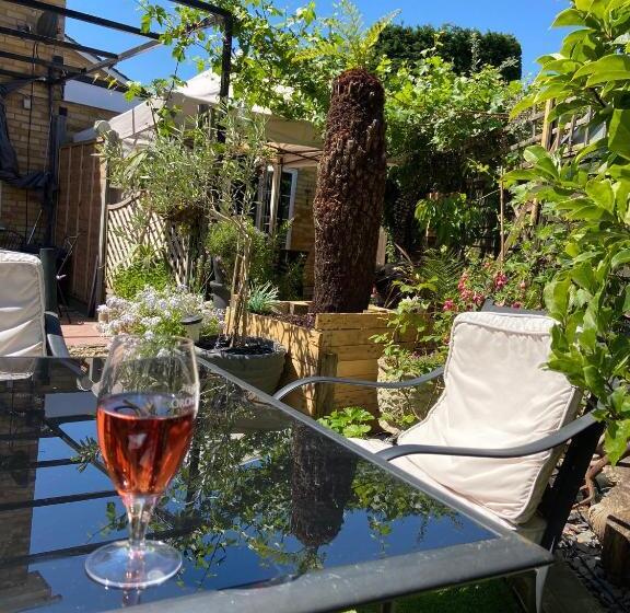 デラックスルーム, Wisteria House Perfect For Contractors & Business